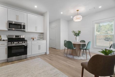 1135 Harvey Street South Bend IN 46616