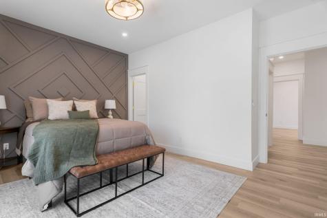 1135 Harvey Street South Bend IN 46616