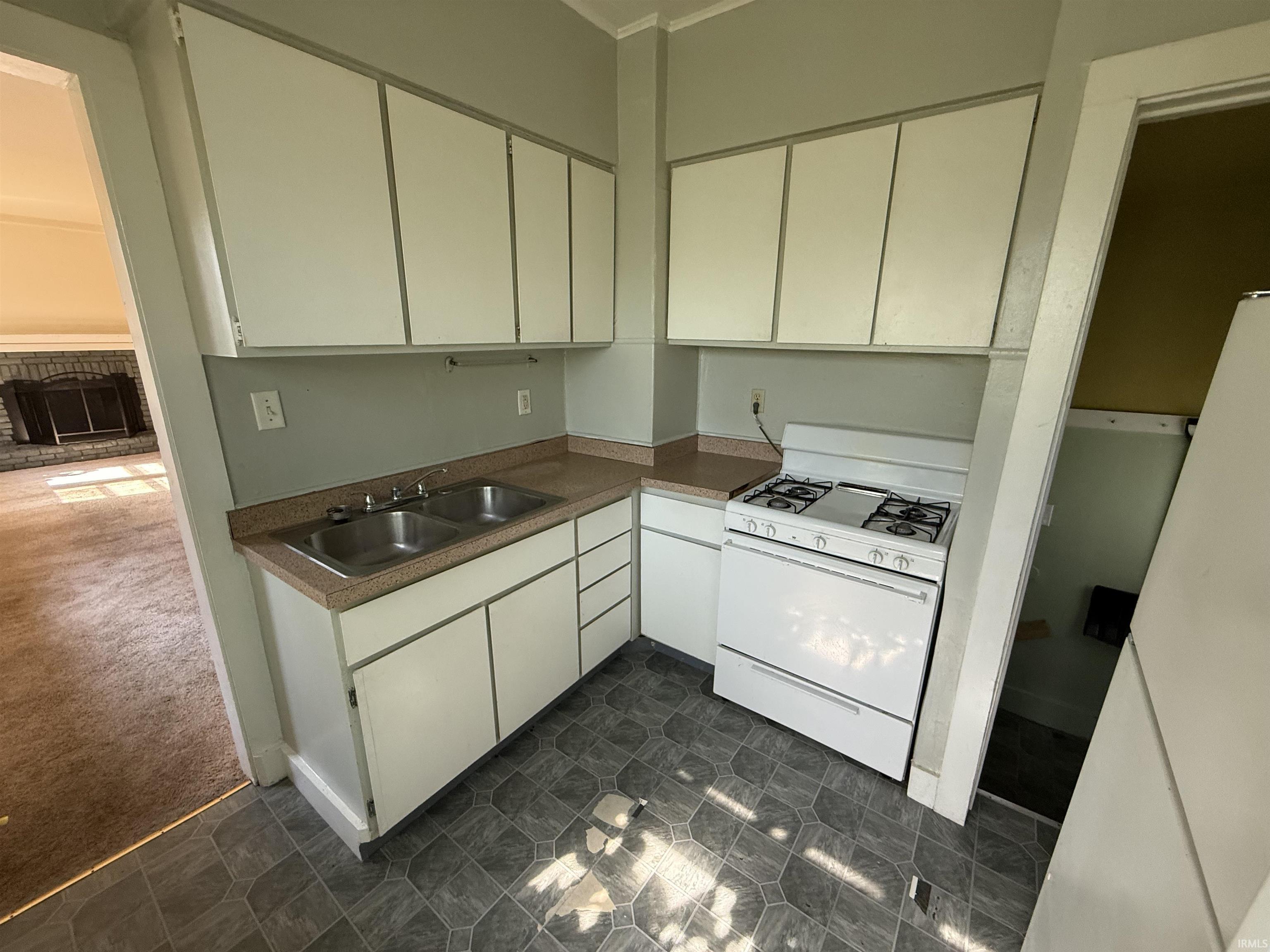 1133 Altgeld Street South Bend IN 46614