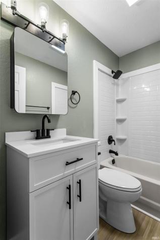 5107 Mohawk Drive Kokomo IN 46902