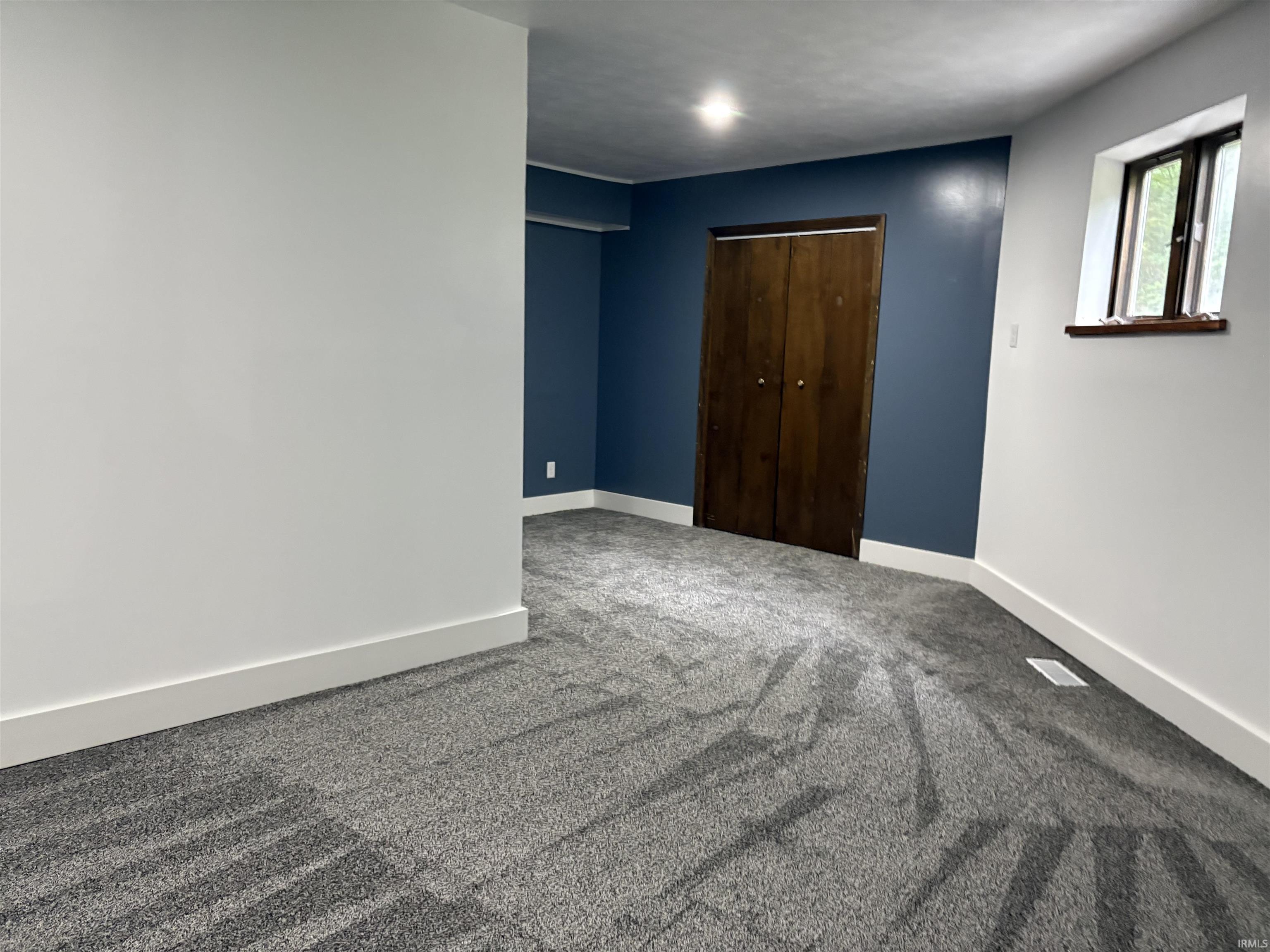 8492 N 1050 E Road Walkerton IN 46574