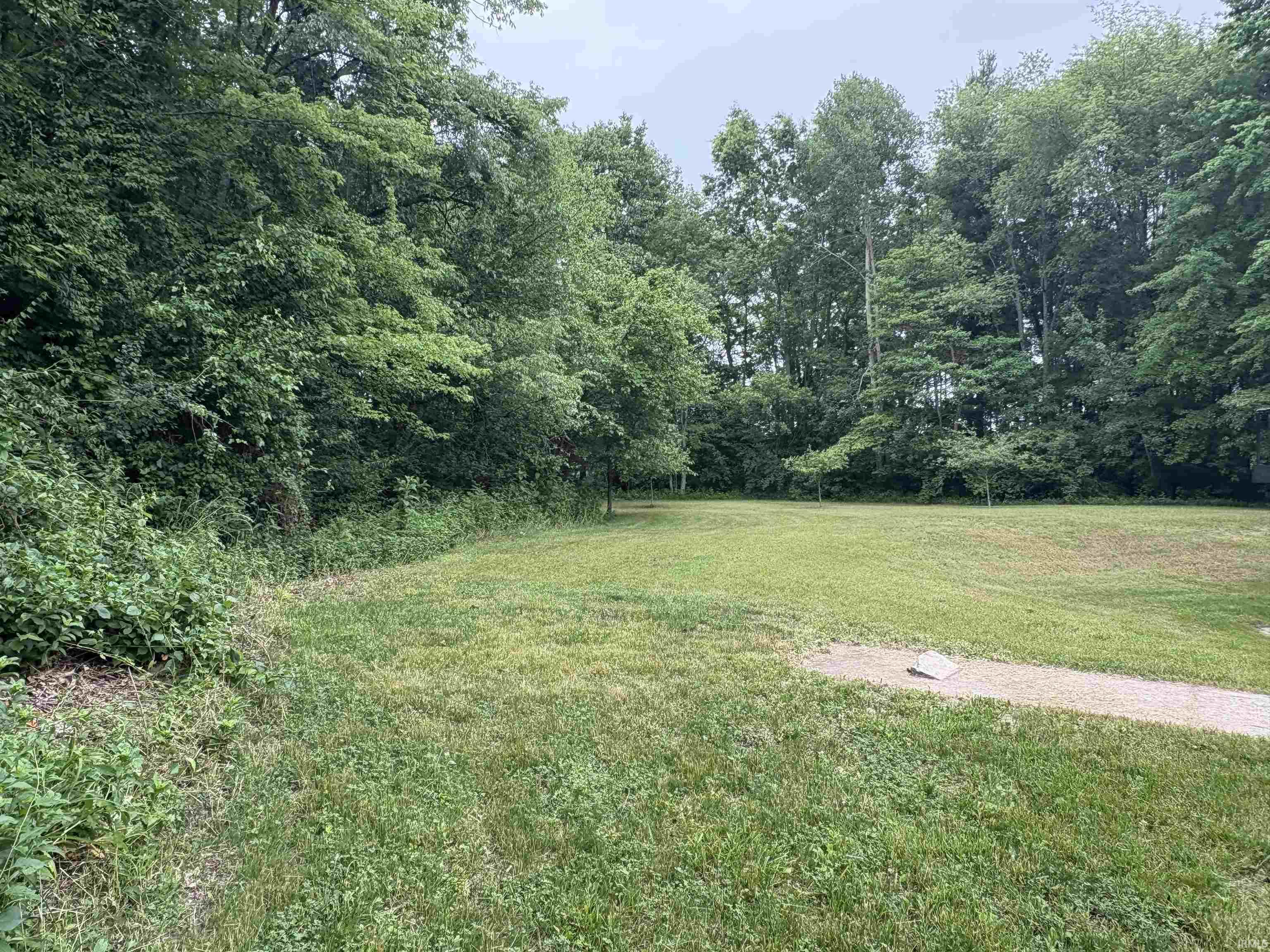8492 N 1050 E Road Walkerton IN 46574