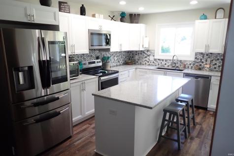 6818 Snowberry Drive Fort Wayne IN 46814