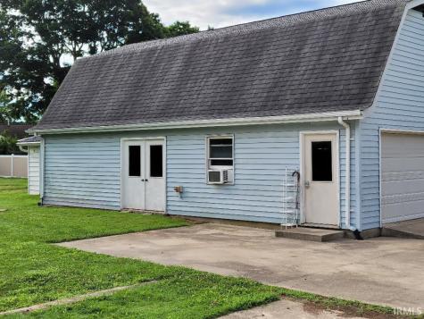 8314 S Walnut Street Daleville IN 47334