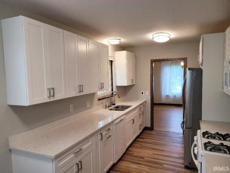 8314 S Walnut Street Daleville IN 47334