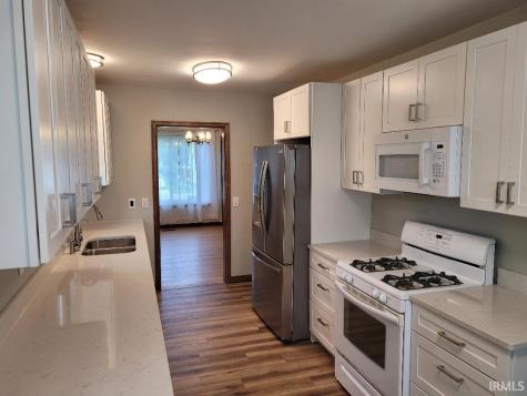 8314 S Walnut Street Daleville IN 47334