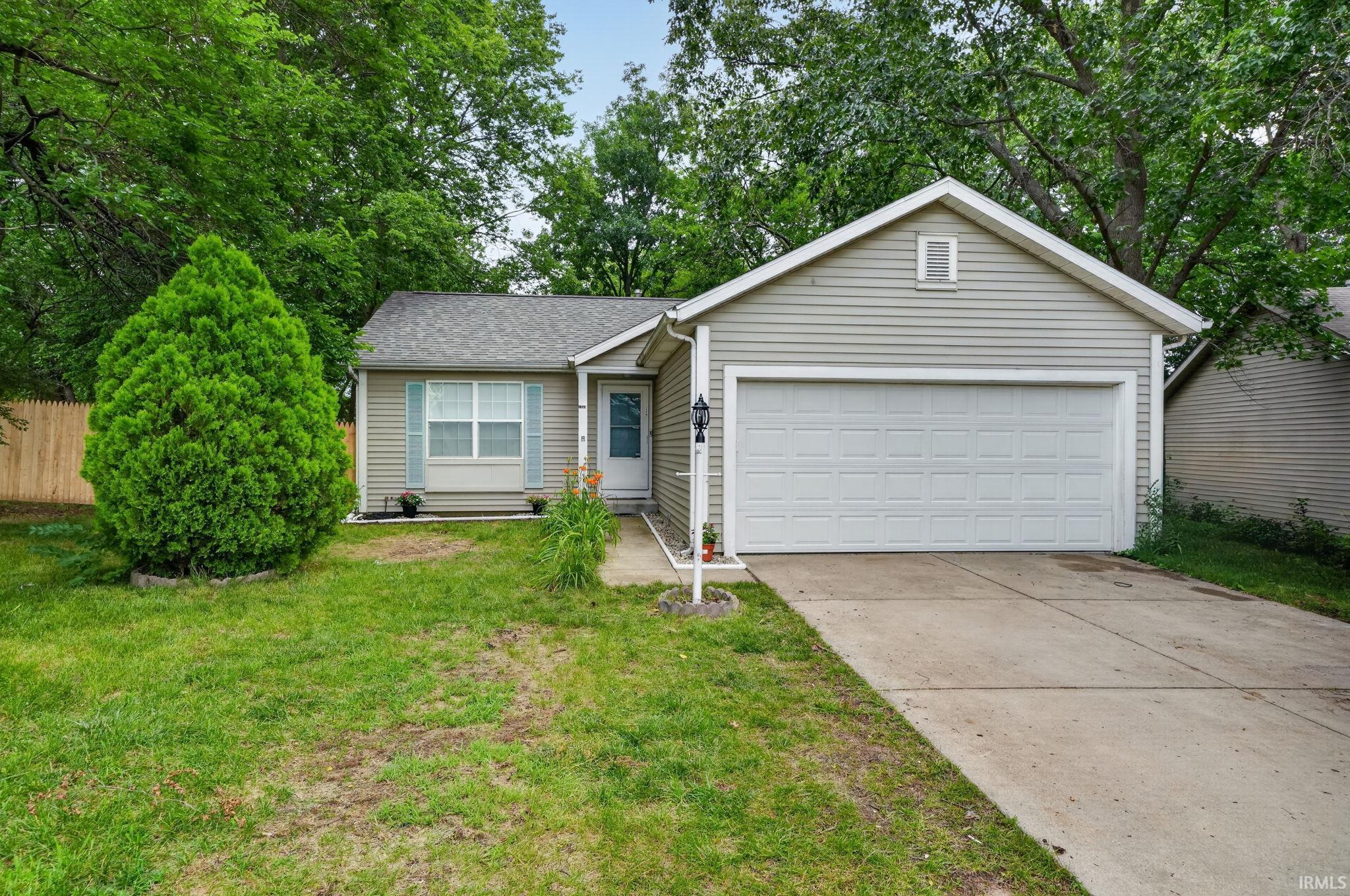 1233 Alex Way Mishawaka IN 46545