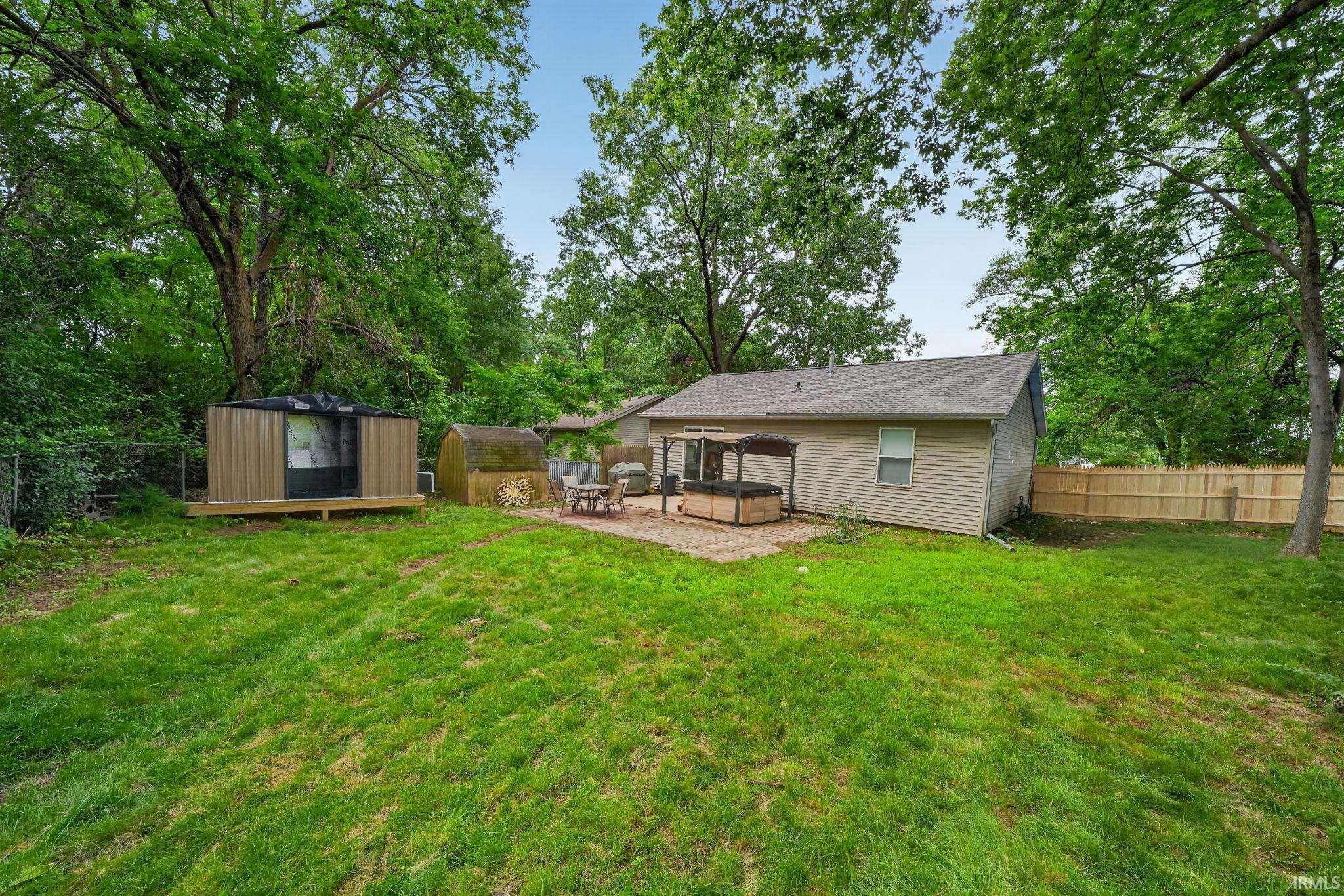 1233 Alex Way Mishawaka IN 46545
