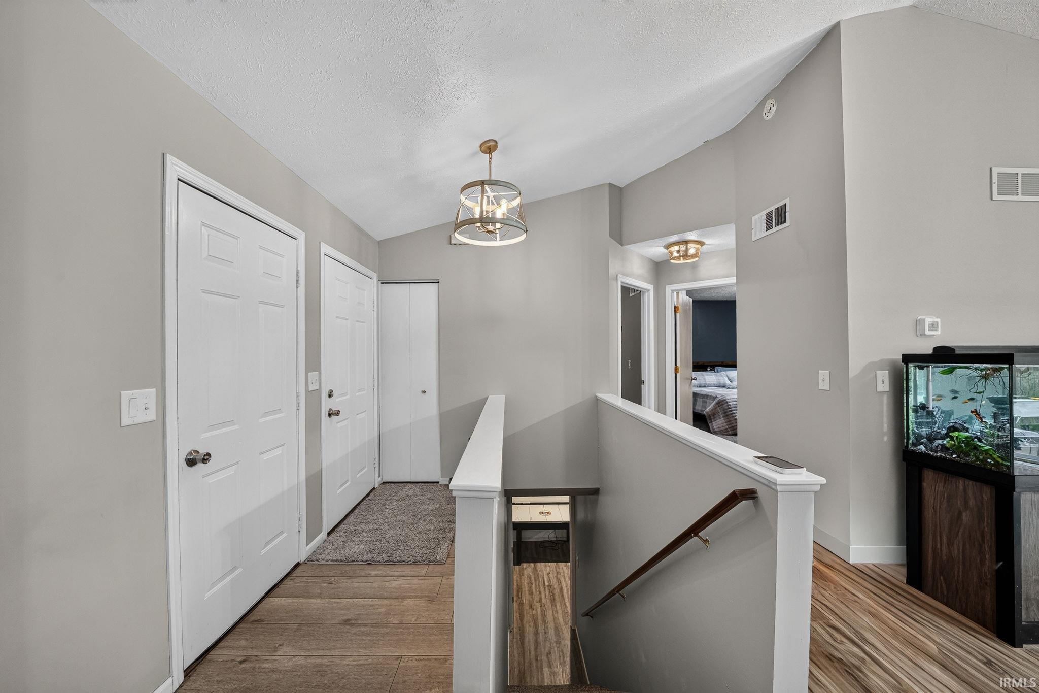 1233 Alex Way Mishawaka IN 46545