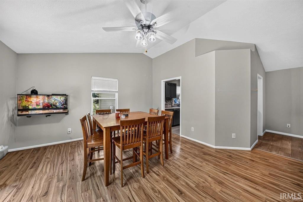 1233 Alex Way Mishawaka IN 46545
