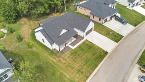 829 Spy Glass Hill Drive Bedford IN 47421