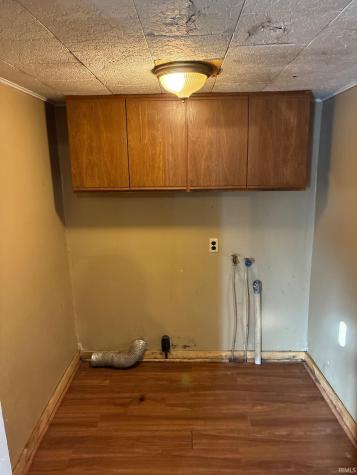 403 W 3rd Street Bicknell IN 47512