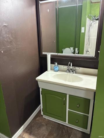 403 W 3rd Street Bicknell IN 47512