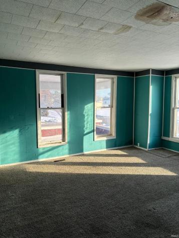 403 W 3rd Street Bicknell IN 47512
