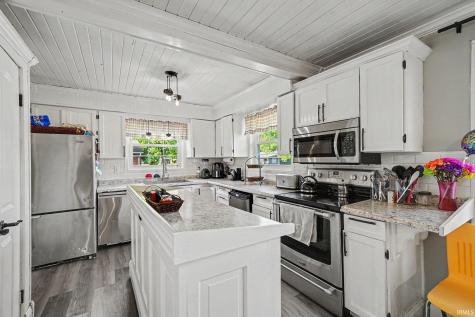 222 S Shumaker Drive Bremen IN 46506