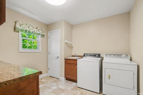 110 N Scott Street Middlebury IN 46540
