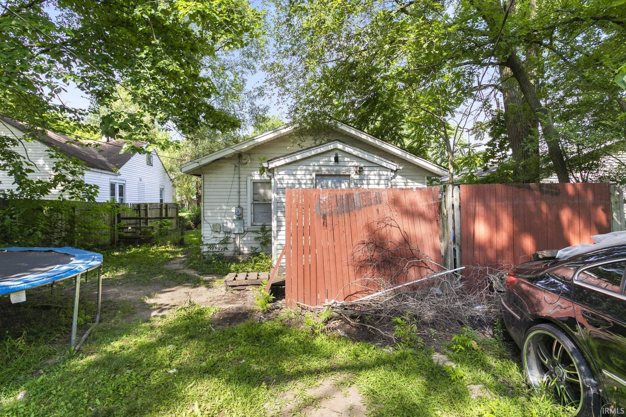 520 S 27th Street South Bend IN 46615