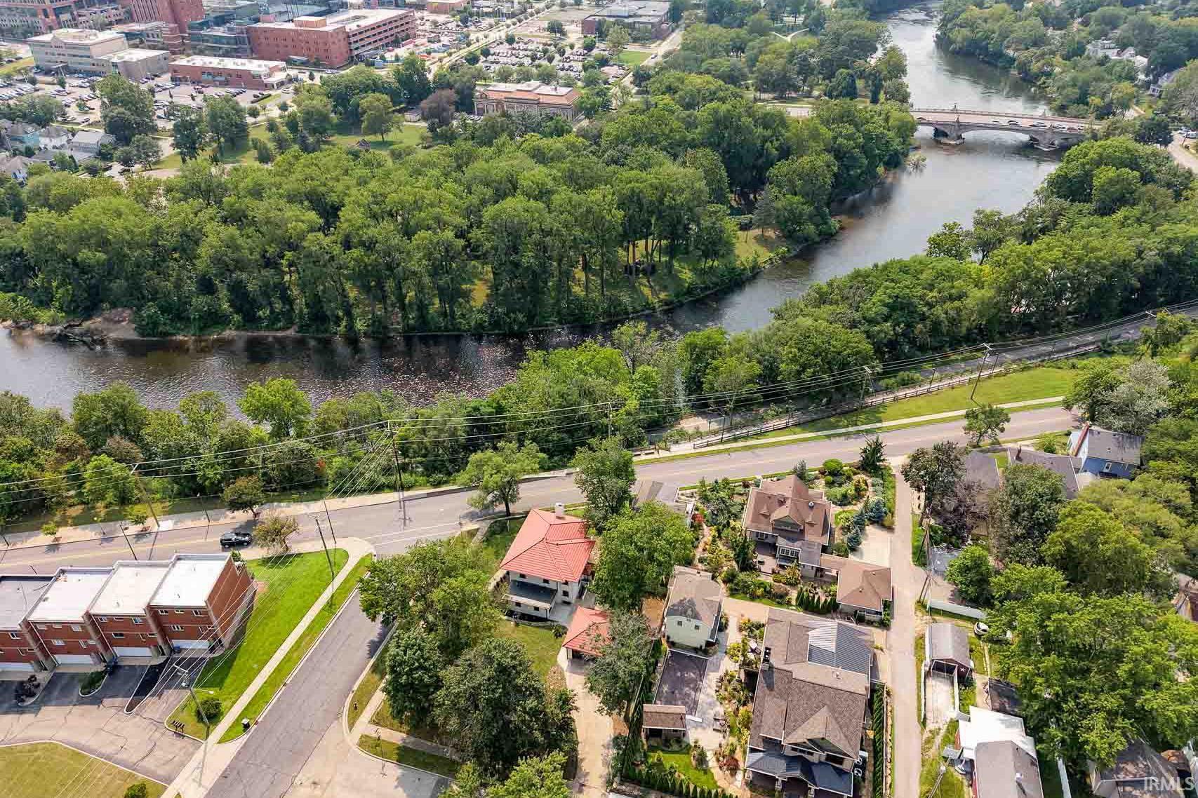 315 Corby Boulevard South Bend IN 46617