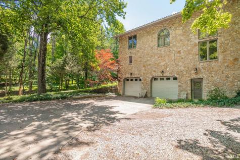 3666 W Stoutes Creek Road Bloomington IN 47404