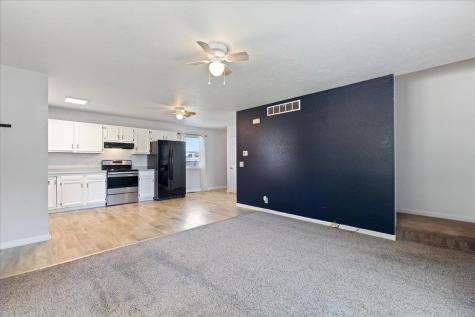 103 W Miller Street Ligonier IN 46767