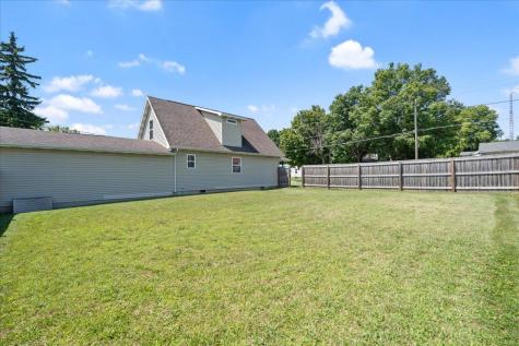 103 W Miller Street Ligonier IN 46767