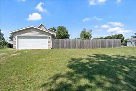 103 W Miller Street Ligonier IN 46767