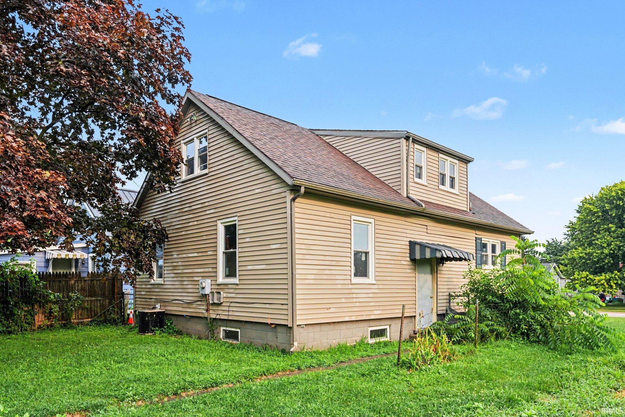737 E 9th Street Mishawaka IN 46544
