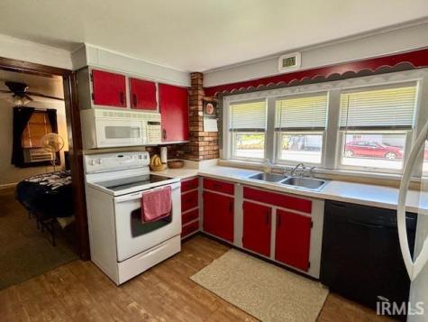 2215 S Hackley Street Muncie IN 47302