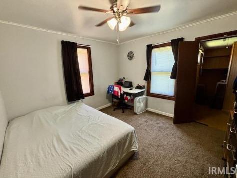2215 S Hackley Street Muncie IN 47302