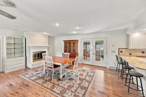 219 E Harvest Lane Petersburg IN 47567