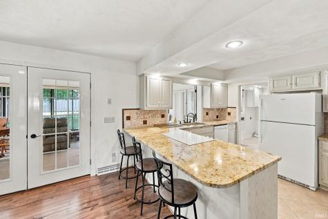219 E Harvest Lane Petersburg IN 47567