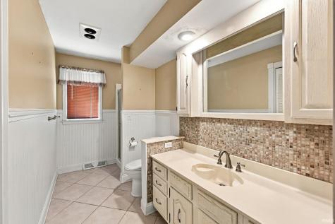219 E Harvest Lane Petersburg IN 47567