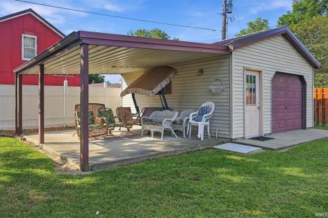 219 E Harvest Lane Petersburg IN 47567