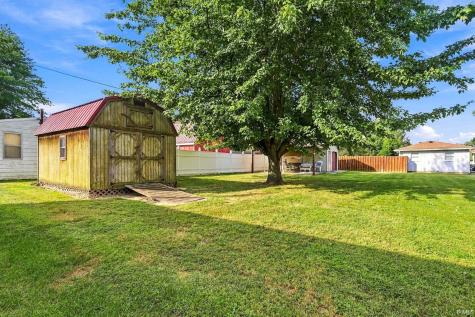 219 E Harvest Lane Petersburg IN 47567