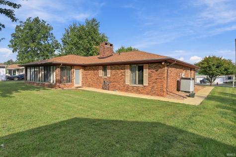 219 E Harvest Lane Petersburg IN 47567