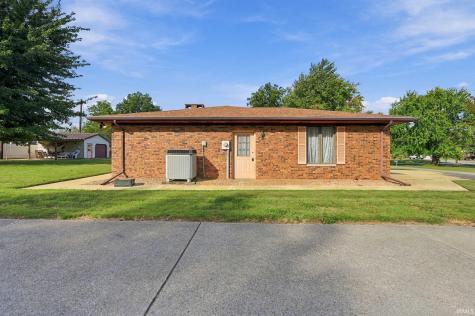 219 E Harvest Lane Petersburg IN 47567