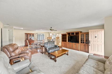 219 E Harvest Lane Petersburg IN 47567