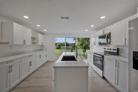 6500 Plainview Drive Evansville IN 47720