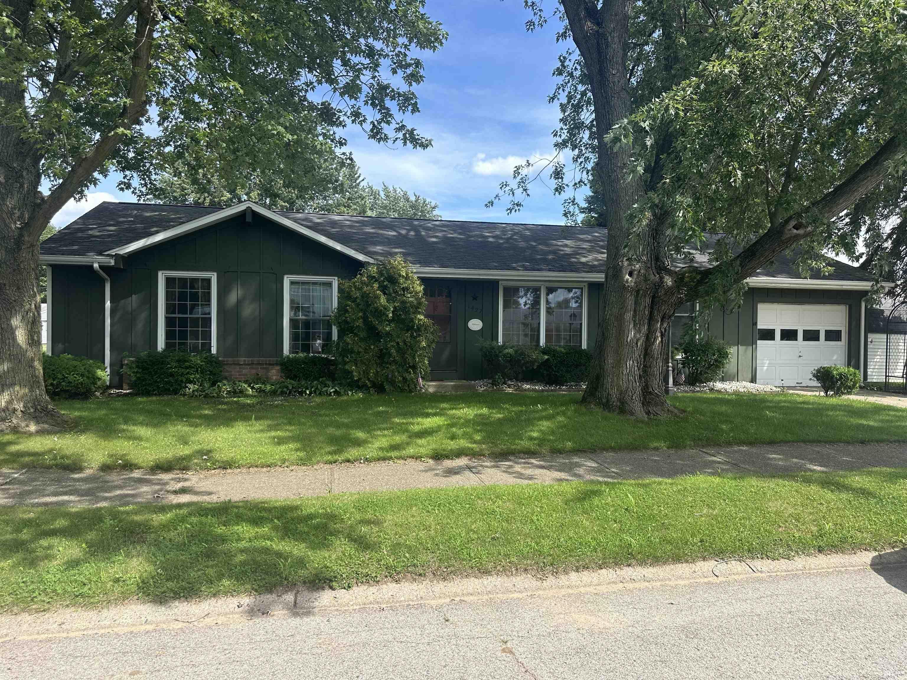 1427 Franklin Street Rochester IN 46975