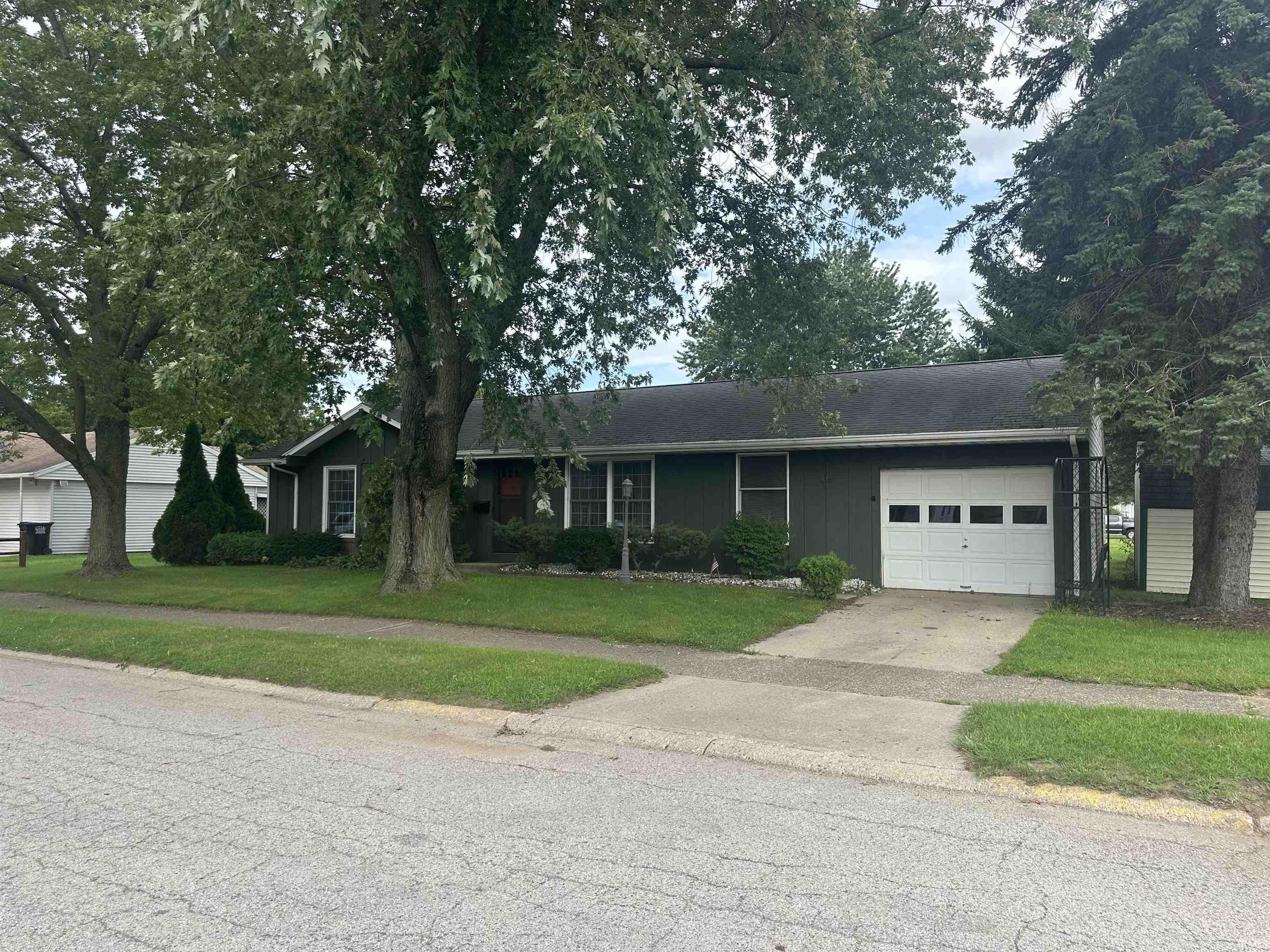 1427 Franklin Street Rochester IN 46975