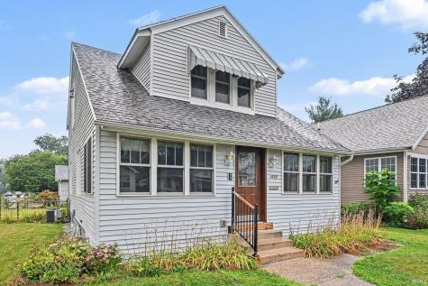 1802 Caroline Street South Bend IN 46613