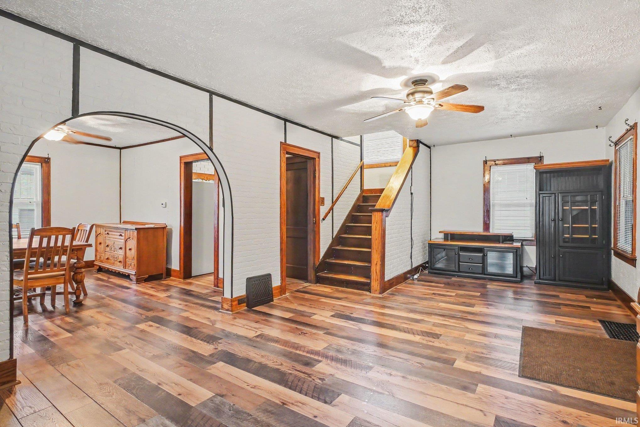 1802 Caroline Street South Bend IN 46613