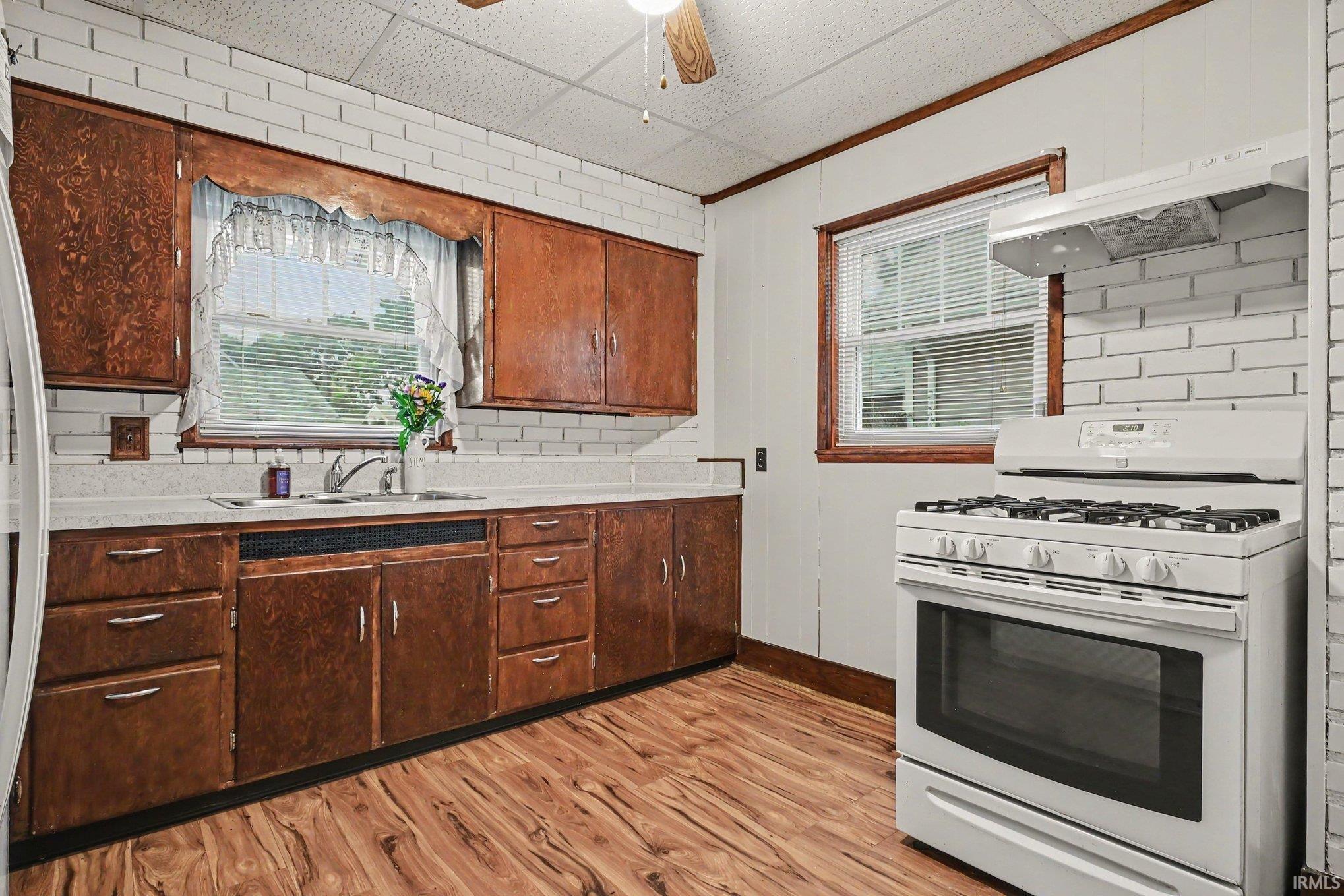 1802 Caroline Street South Bend IN 46613