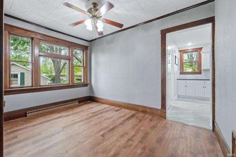 113 E 10th Street Rochester IN 46975