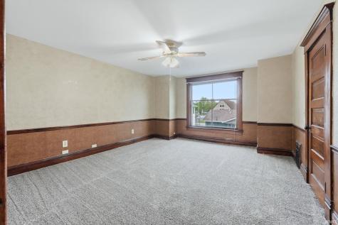 113 E 10th Street Rochester IN 46975
