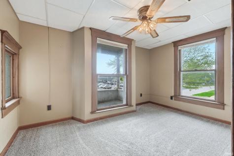 113 E 10th Street Rochester IN 46975