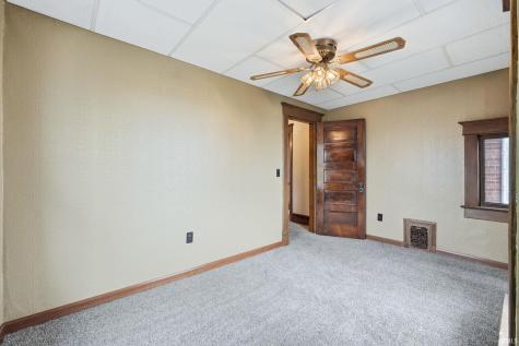 113 E 10th Street Rochester IN 46975