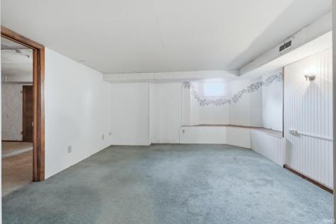 113 E 10th Street Rochester IN 46975