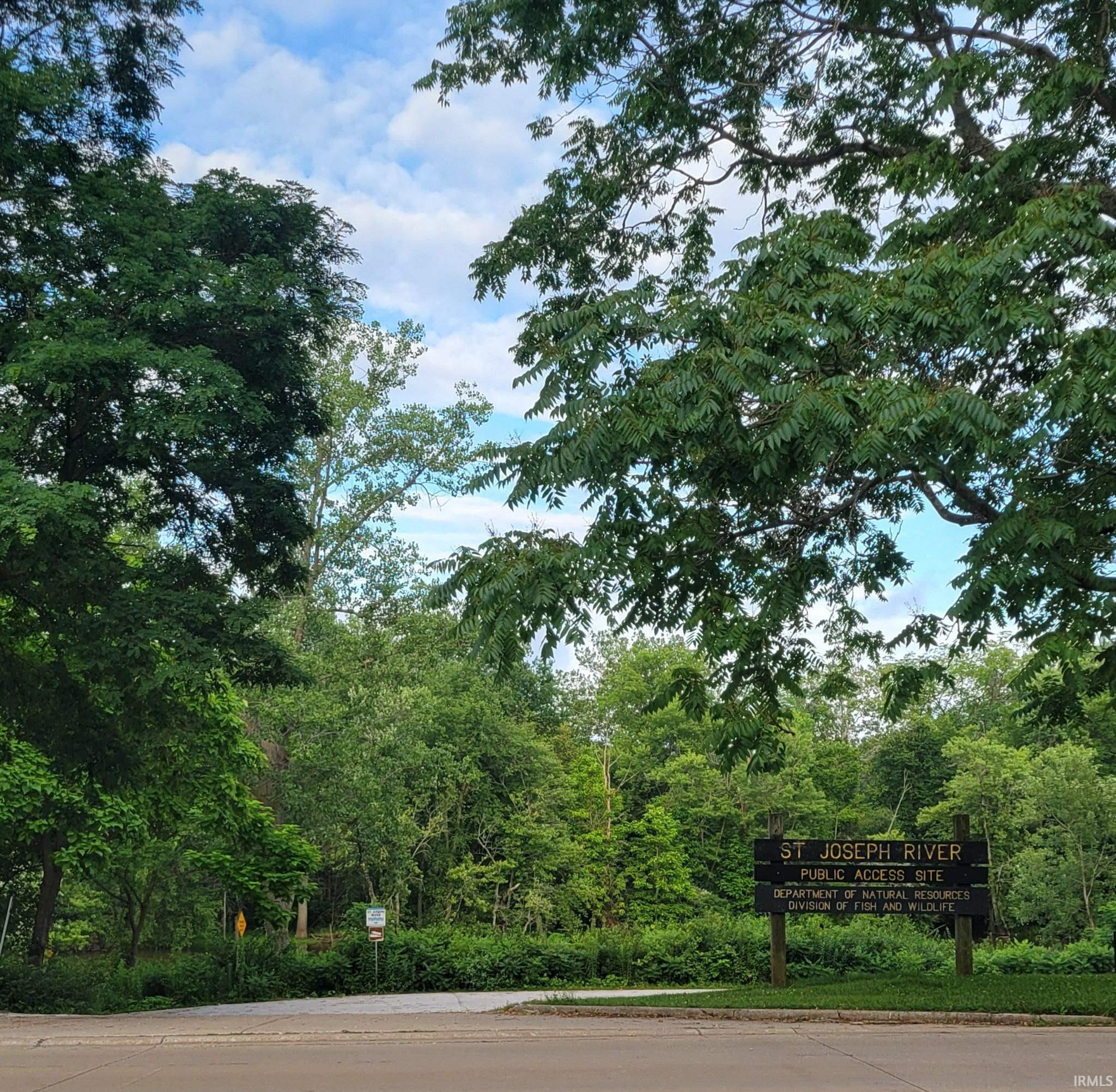 1318 W Darden Road South Bend IN 46628