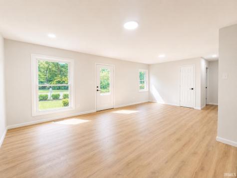 1318 W Darden Road South Bend IN 46628